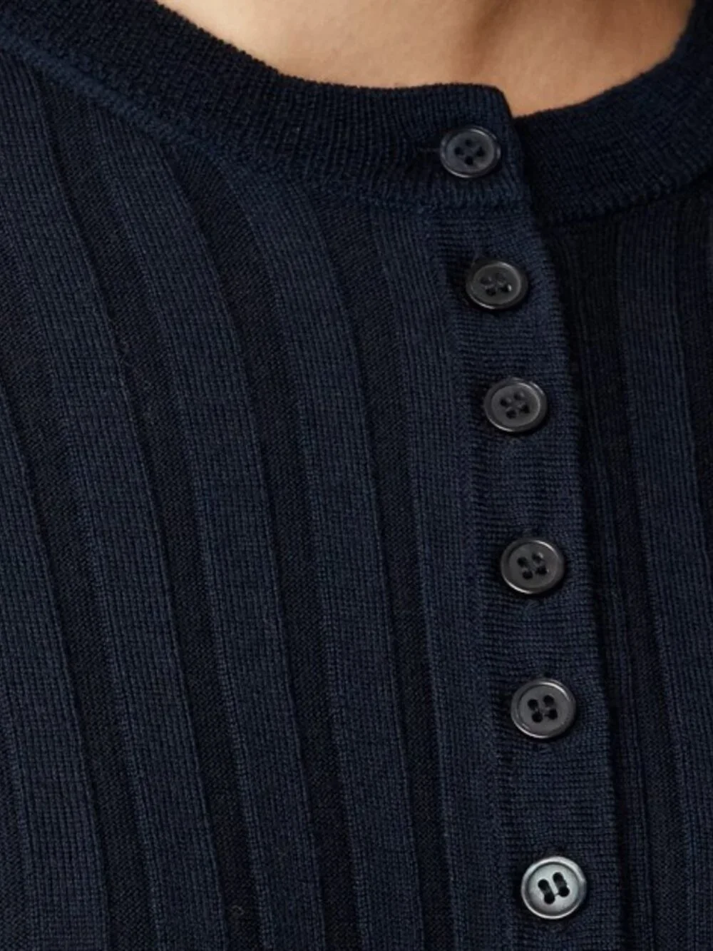 J. Crew Wide-rib fitted cardigan top in merino wool L - Picture 3 of 7